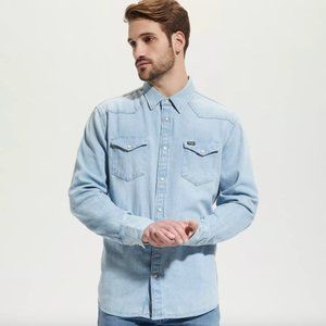 NWT WRANGLER ICONS MEN’S DENIM SHIRT Cowboy Cut